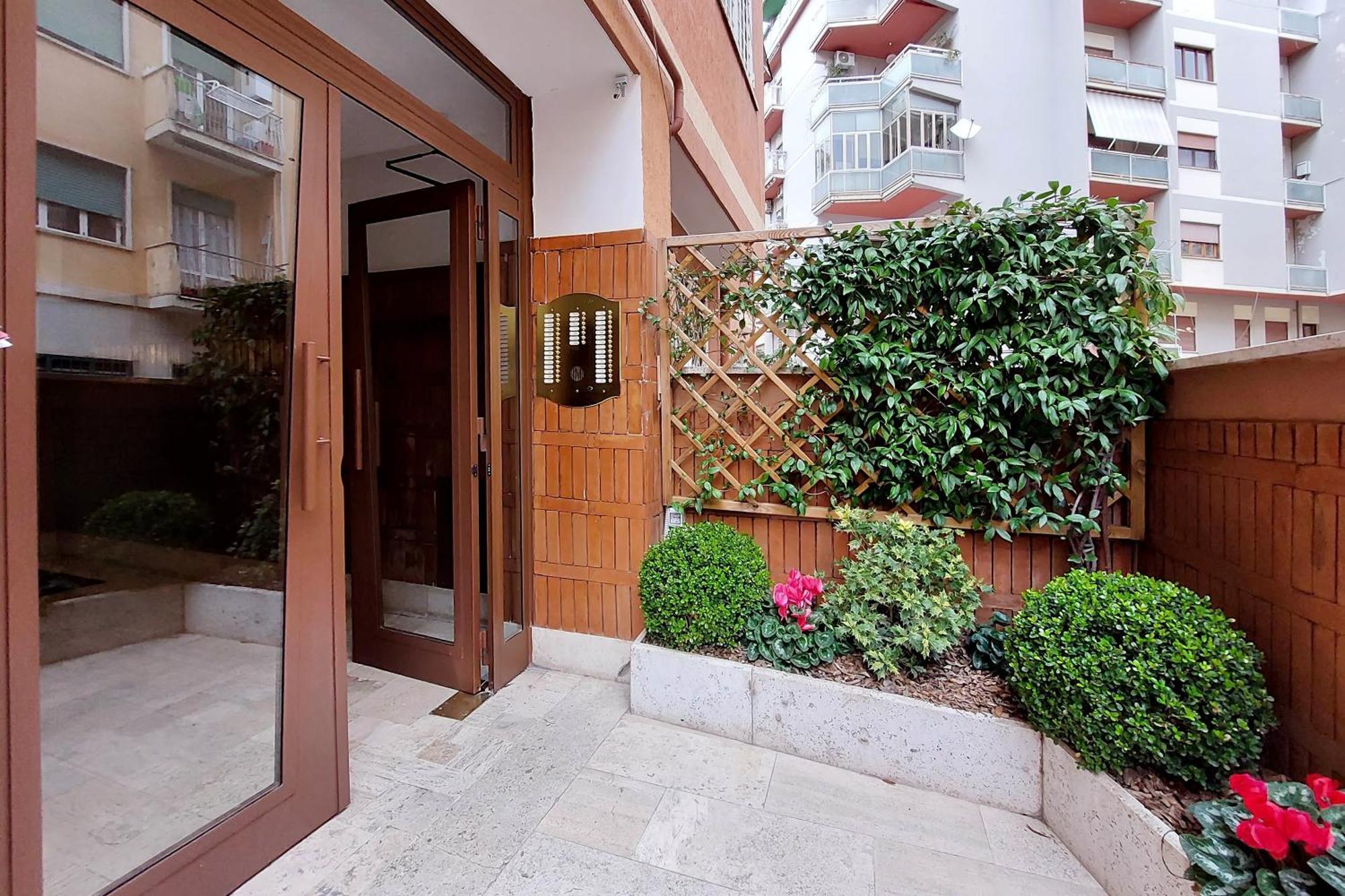Suity I Cozy Segesta Apartment Рим Экстерьер фото